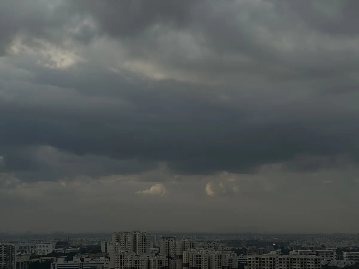 Low overcast sitting on the horizon